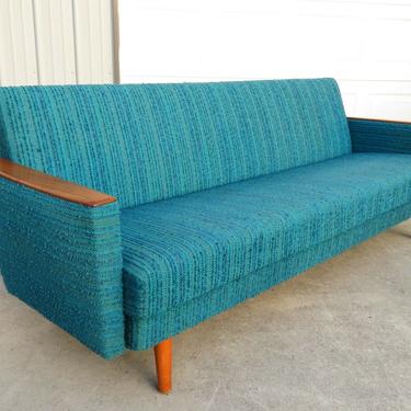 VTG Mid Century SLEEPER SOFA HIDE A BED Click Clack Couch DAYBED Retro FUTON