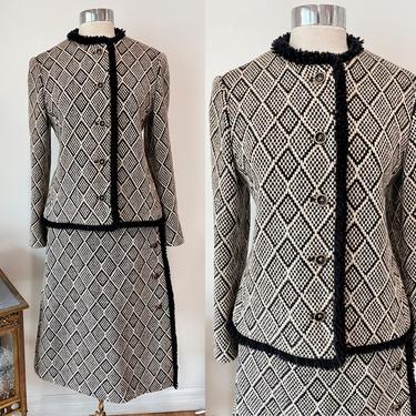 1960s Black &amp; White Wool Diamond Pattern 2 Pc Skirt Suit / Nordstrom Best Checked Fringe Suit / Size 6/8 Medium 