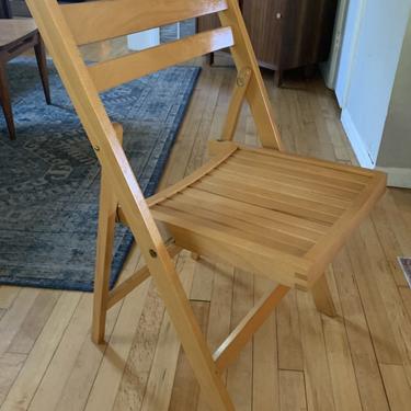 Set of 4 Wood Folding Chairs