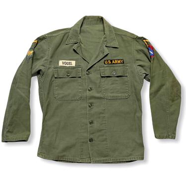 Vintage 1950s/1960s OG-107 Type 1 US Army Utility Shirt ~ size S ~ Military Uniform ~ Fatigues ~ Patches / Named 
