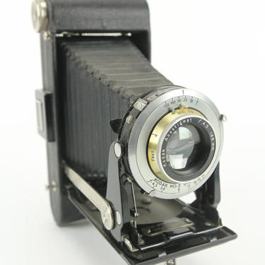 Eastman Kodak Junior Six-16 Series III Folding Camera with Anastigmat f/4.5 Lens 