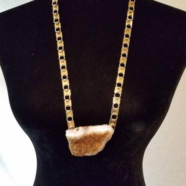 Citrine stone necklace with gold vintage link hinged style chain designed by Amanda Alarcon-Hunter for Minx and Onyx Vintage 