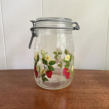 Vintage ARC Luminarc France Glass Canister, Strawberry Pattern, 1 L, Sustainable Kitchen, Bulk Kitchen 