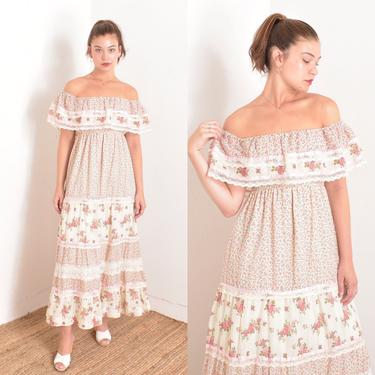 Vintage 1970s Dress / 70s Off Shoulder Floral Peasant Dress / Pink White ( S M ) 