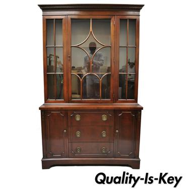 Antique Mahogany &amp; Glass Georgian Style Curved Front China Cabinet Curio Display