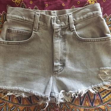 Vintage 80s Grey Stonewashed Lee High Waisted Denim Shorts XS S24 