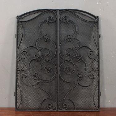 Iron Curlicue Folding Fireplace Screen – ONLINE ONLY