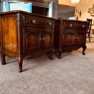 Drexel Nightstands Bedside Tables Country French 1970s 