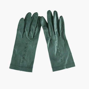 Vintage Thin Fern Green Leather Gloves - Wrist Gloves - Driving - Keyhole Wrist - Women's Glove - Size Small 
