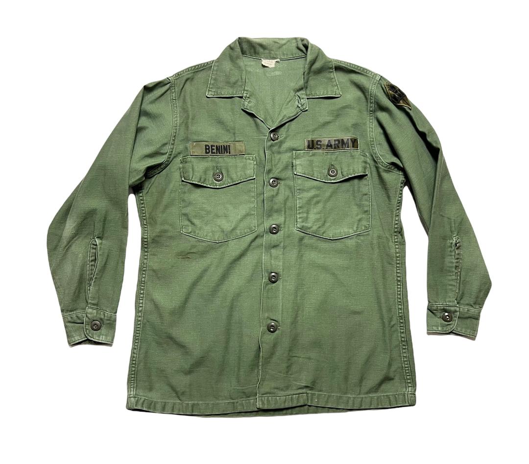 Vintage 1960s OG-107 US Army Utility Shirt ~ fits M Short
