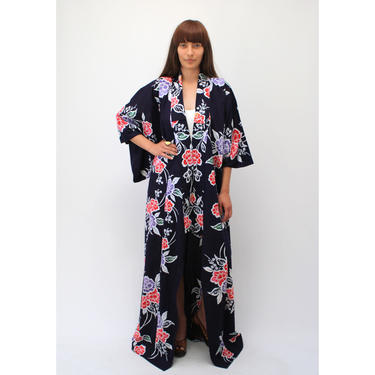 Alone in Kyoto Kimono // vintage maxi dress boho hippie blouse tunic robe beach cover floral cotton 70s 80s // O/S 