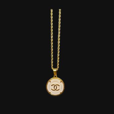 Oro Chanel Necklace