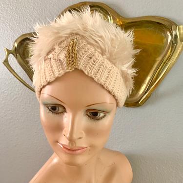 Vintage 60s Faux Fur Winter Hat, Wool Knit, Dangle Tassel Embellishment 