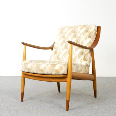 Danish Oak & Teak Easy Chair By Hvidt + Molgaard - (D911) 