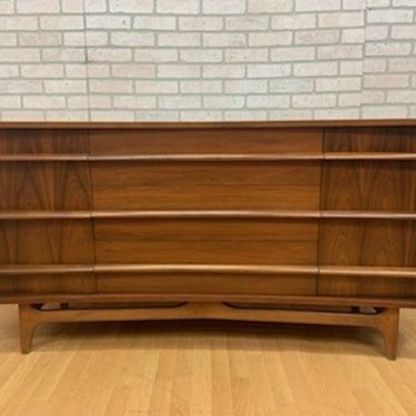 Mid Century Modern Young Manufacturing Co. Bow Front Walnut Credenza