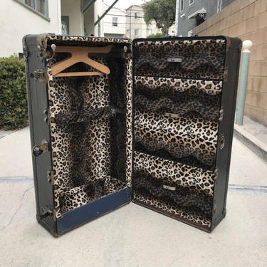 VINTAGE Steamer Trunk with Leopard Print fabric #LosAngeles 