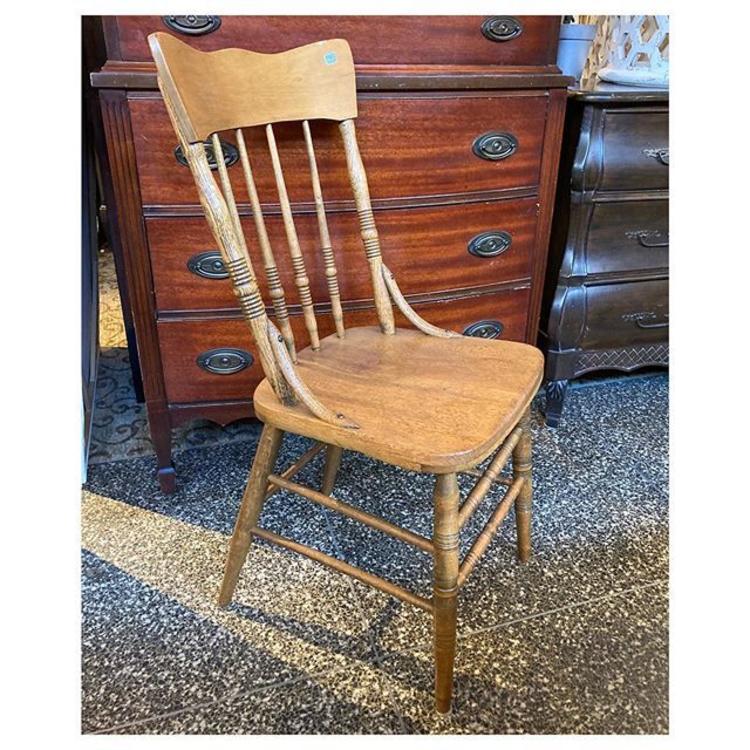 Antique oak chair 37” h (back) / 19” deep / 18” h (seat) 