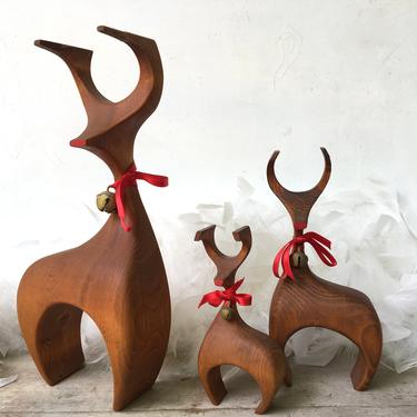 70's Stylized Wooden Deer Trio, Hand Made Wood Buck Doe And Fawn, Modernist Wood Carved Christmas Deer Figures 