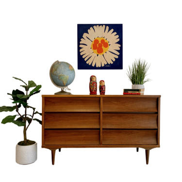 Mid Century MODERN Scalloped CREDENZA dresser by Johnson | Circa60 - Weehawken, NJ | ATTIC Mid Century MODERN Scalloped CREDENZA dresser by Johnson | Circa60 - Weehawken, NJ | ATTIC