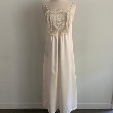 Lovely Bert Yelin for Iris Spaghetti strap lace bib front long nightgown-XS 