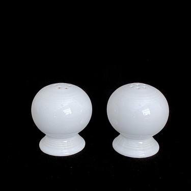 Pair of Vintage Fiestaware Fiesta Ball Salt & Pepper White Color Homer Laughlin Classic Retro Kitchenware Mid Century Modern MCM Space Age 