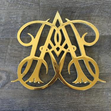 Virginia Metalcrafters Queen Anne Cypher Brass Trivet | brass home decor, brass monogram, brass table decor, Made in USA, lacquered brass 