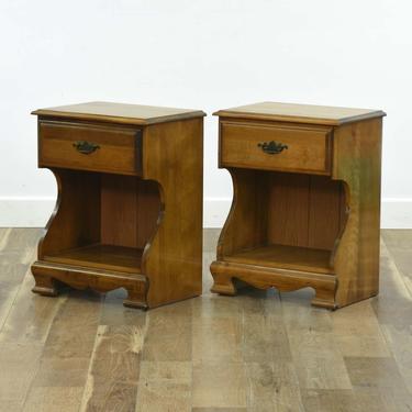 Pair Of American Traditional Nightstands W/ Drawer