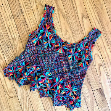 Rainbow Crochet Blouse // vintage rainbow boho hippy dress top shirt hippie tank crop top cropped knit // S/M 