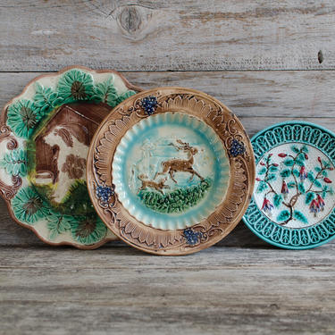 Antique Majolica Charger Plates Deer Flower Dog Design English Pottery Platter Charger 1880s 