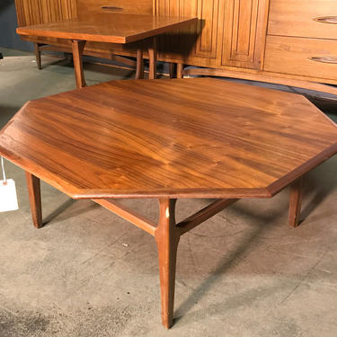 OCTAGANAL COFFEE TABLE