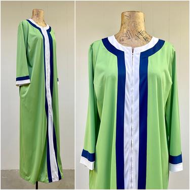 Vintage 1970s Mod Green Nylon Zippered Robe, 70s Kaftan Style Color Block Dressing Gown, A-Line Silhouette, Medium 42&quot; Bust 