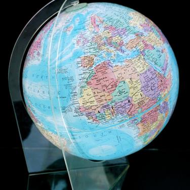 THE WORLD || Lucite Space Age Blue Oceans 1970's World Globe 