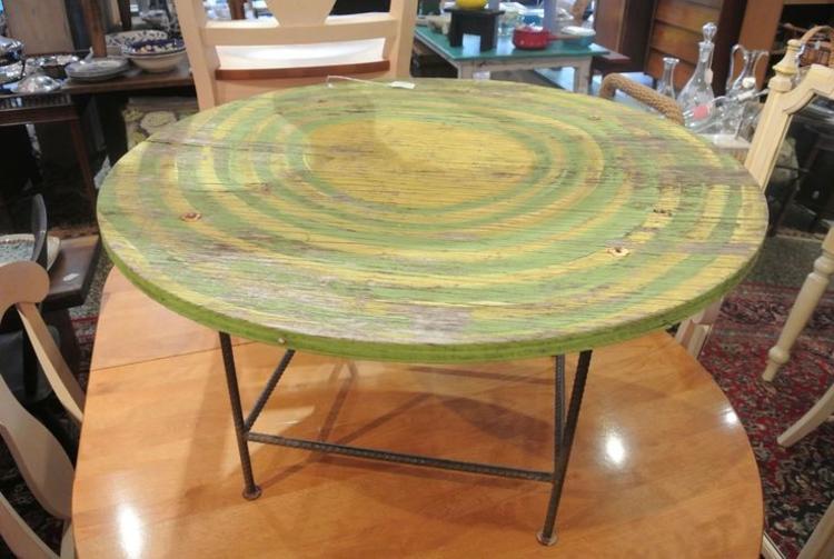 Green circles side / coffee table. $65