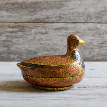 Vintage Hand-Painted Indian Kashmir Duck Lacquered Wood Papier Mache Floral Design Box w/Lid Container Made in India 