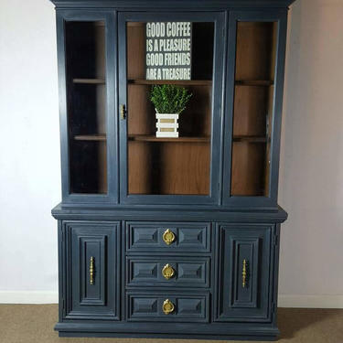 Blue China Cabinet / hand painted with chalk paint by Unique