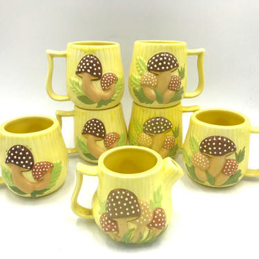 Retro Arnel's Yellow Polka Dots Merry Mushroom Mugs, Set of 6, Creamer, Brown Mushrooms, 1970s, Polka Dot, Coffee Tea Cups, Mug, Arnel, 70s 