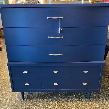 Navy midcentury modern chest of drawers, 40”L x 18”W x 43”T