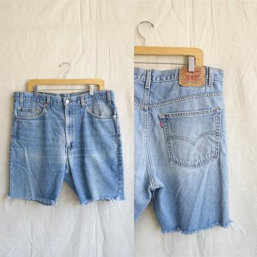 Vintage Levi 517 Cut Off Shorts/ Light Wash Distressed Denim Shorts/ Mens size 38 