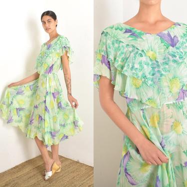 Vintage 1970s Dress / 70s Floral Chiffon Swishy Ruffle Dress / Green Purple ( S M ) 