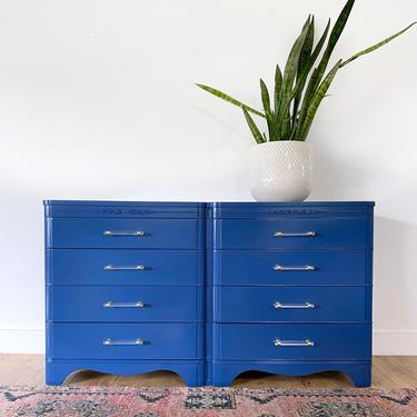 AVAILABLE - Blue Vintage Dresser - 8 drawers 