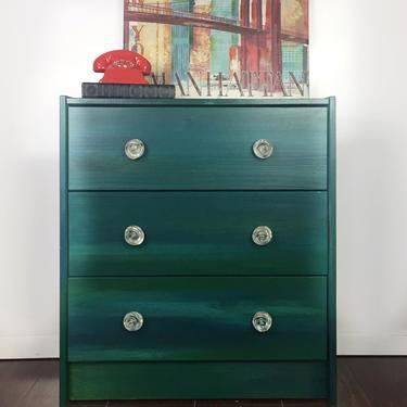 Green Dresser | Emerald Green Dresser | Small Chest of Drawers | Bedroom Furniture | Large Nightstand | 3-Drawer Dresser | Green Nightstand 
