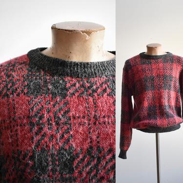 1980s Red &amp; Black Fuzzy  Mens Sweater 