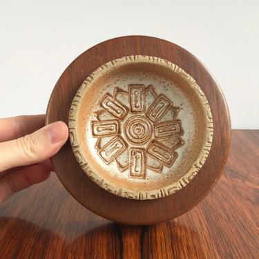 Los Artesanos Puerto Rican Pottery and Wood Dish / Catch-all 