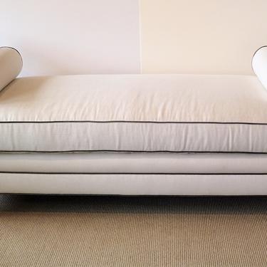 Modern Neoclassical Style Linen Sofa Daybed