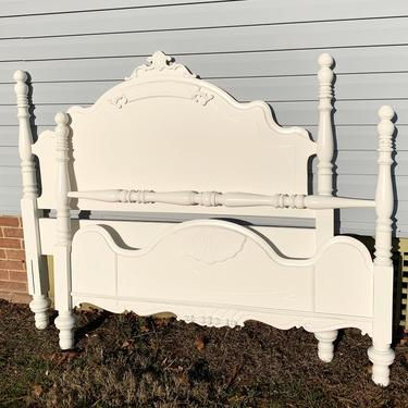NEW - Vintage White Full or Queen Headboard Footboard 