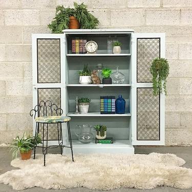 LOCAL PICKUP ONLY -------------- Vintage Farmhouse Cabinet 