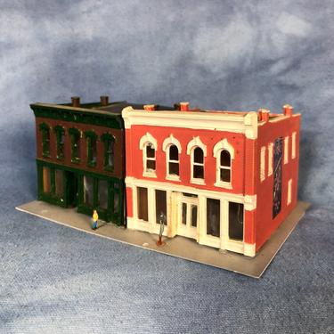 Vintage Pair of Scale Model Town City Store Buildings, Storefronts and Sidewalks, N Scale, American 