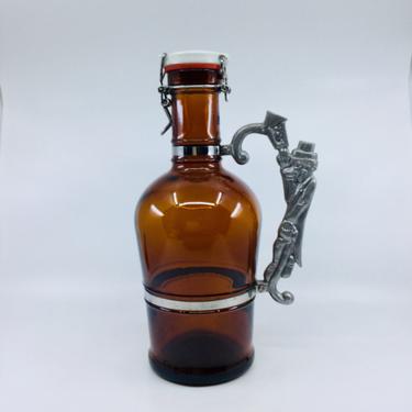Muster Geschutzt 2L Brown Amber Glass Growler Beer Bottle Metal Drunken Man Handle by AuntyEntitysVintage