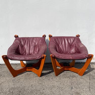 Pair of Mid Century Luna Chairs Odd Knutsen Sling Scoop Lounge Seating Norway Modern MCM Style Wood Seating Vintage Furniture Set of Chairs 