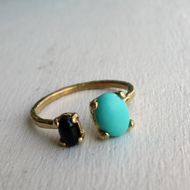 Turquoise and black Onyx Dual Ring in Brass 